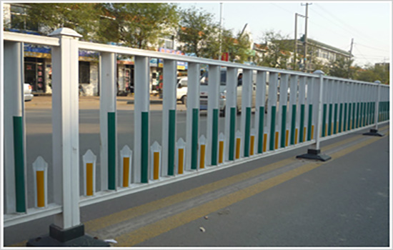 鋅鋼道路<a href=http://www.su-shi.net target=_blank class=infotextkey>護(hù)欄</a>
