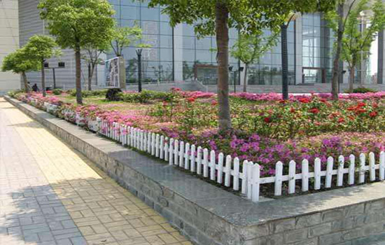 花壇<a href=http://www.su-shi.net target=_blank class=infotextkey>圍欄</a>
