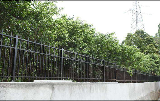 公園<a href=http://www.su-shi.net target=_blank class=infotextkey>圍欄網(wǎng)</a>