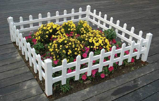 花圃<a href=http://www.su-shi.net target=_blank class=infotextkey>圍欄</a>